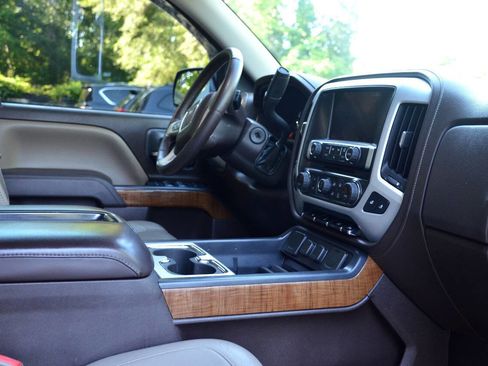 Used 2014 GMC Sierra 1500 SLT w/ SLT Preferred Package AWD/4WD image 20