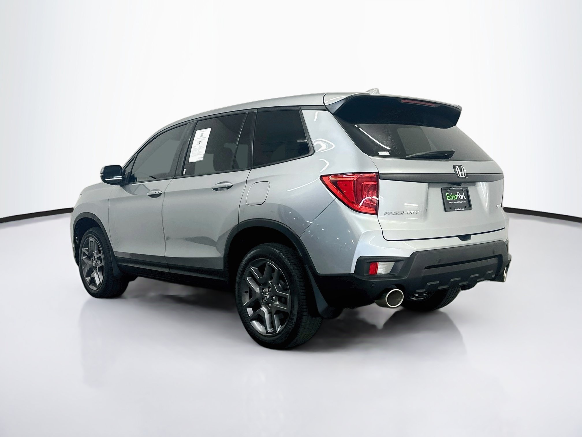 Used 2023 Honda Passport EX-L image 5