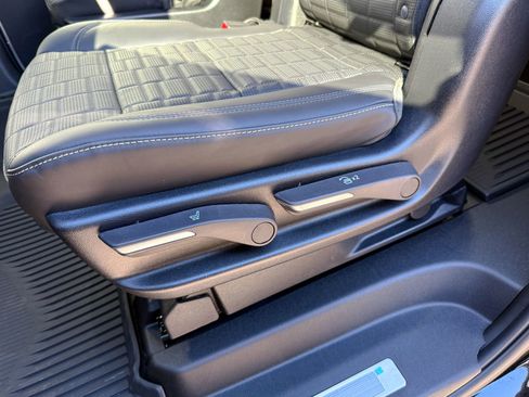 New 2025 Cadillac Escalade ESV Premium Luxury Platinum w/ LPO, Floor Liner Package image 38