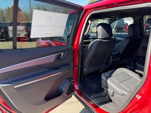 New 2025 Buick Enclave Sport Touring w/ Super Cruise Package image 15