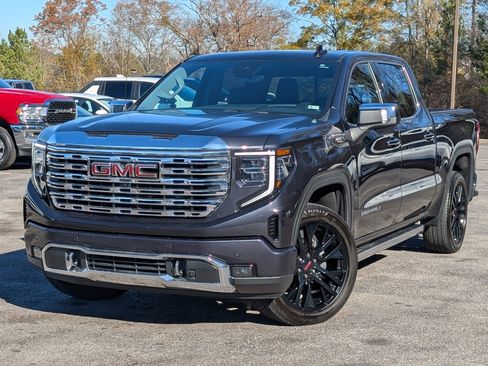 Used 2024 GMC Sierra 1500 Denali w/ Denali Reserve Package image 4