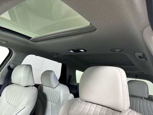 Used 2023 Hyundai Palisade Limited image 12