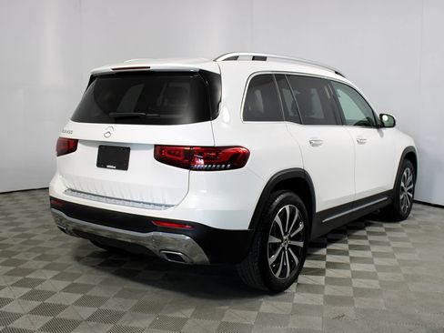 Used 2023 Mercedes-Benz GLB 250 image 34
