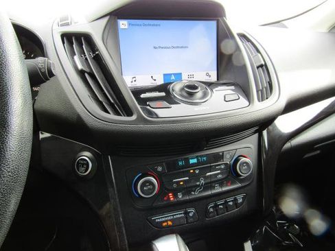 Used 2019 Ford Escape Titanium w/ U9j03 - Titanium Tow Package image 19