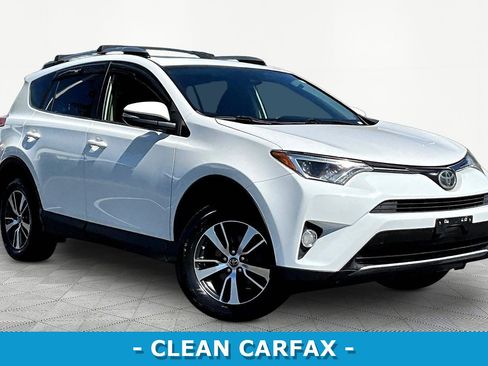 Used 2018 Toyota RAV4 XLE w/ Plus Extra Value Package AWD/4WD image 3