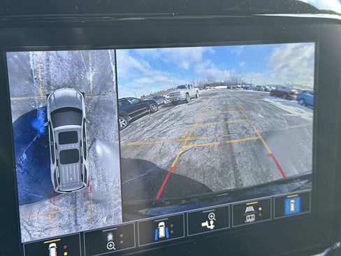 Certified 2023 Chevrolet Traverse Premier w/ Redline Edition image 29