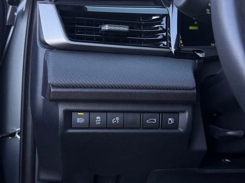 Used 2025 Toyota Camry LE image 25