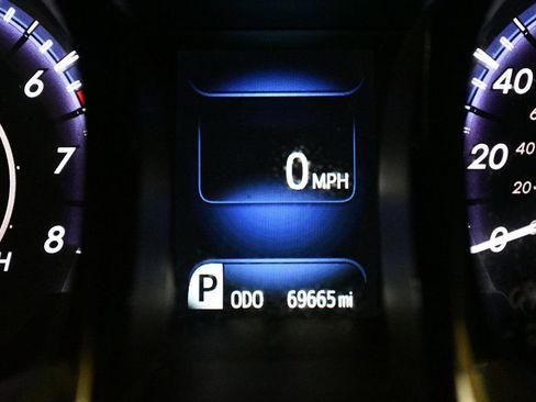 Used 2013 Toyota Avalon XLE Premium FWD image 49