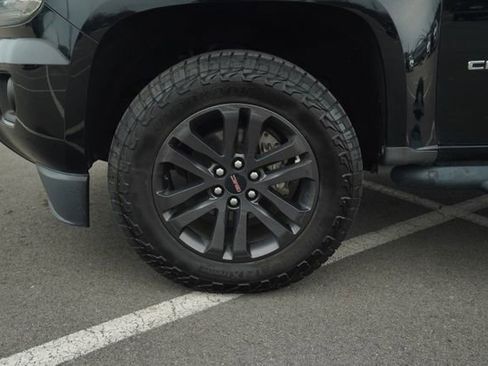 Used 2020 GMC Canyon SLE w/ Elevation Edition image 11