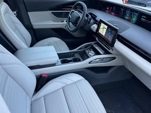 New 2026 Lincoln Nautilus Reserve w/ Jet Appearance Package AWD/4WD image 15