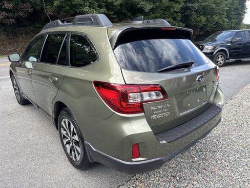 Used 2016 Subaru Outback 2.5i Limited AWD/4WD image 7