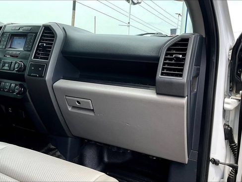 Used 2022 Ford F250 XL w/ Power Equipment Group AWD/4WD image 16