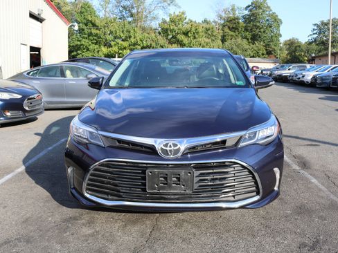 Used 2016 Toyota Avalon XLE Premium image 5