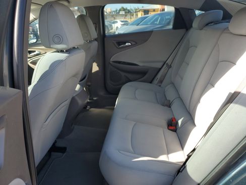 Used 2020 Chevrolet Malibu LS image 23