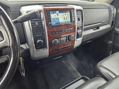 Used 2011 RAM 2500 Laramie w/ Protection Group image 21