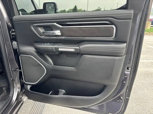 Used 2021 RAM 1500 Laramie AWD/4WD image 8