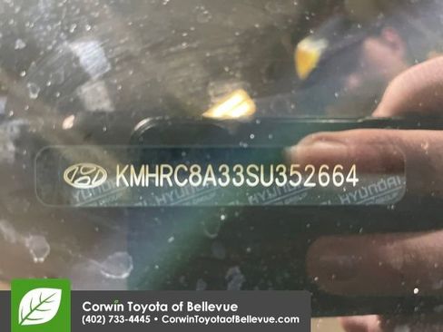 Used 2025 Hyundai Venue SEL image 30