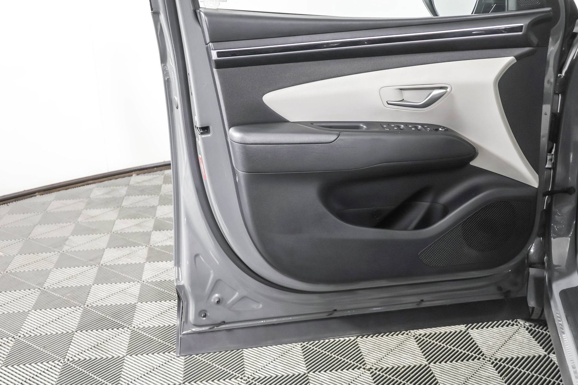 Used 2024 Hyundai Tucson SEL w/ Convenience Package FWD image 36