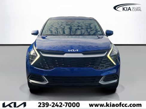 Certified 2023 Kia Sportage EX FWD image 2