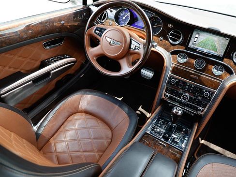 Used 2016 Bentley Mulsanne Speed RWD image 22
