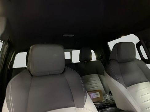 New 2025 Toyota Tacoma TRD Sport image 17