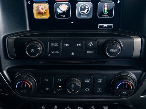 Used 2018 Chevrolet Silverado 2500 LTZ image 16