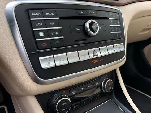 Used 2020 Mercedes-Benz GLA 250 4MATIC image 47