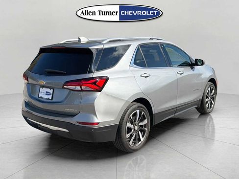 Used 2023 Chevrolet Equinox Premier w/ LPO, Floor Liner Package image 4