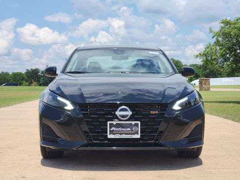 New 2026 Nissan Altima 2.5 SR FWD image 6