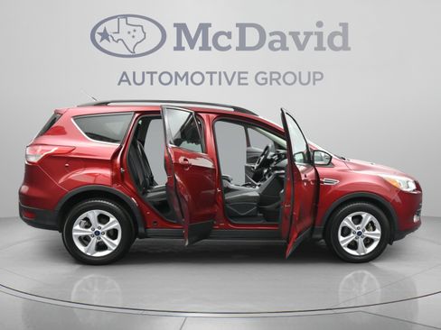 Used 2014 Ford Escape SE w/ Equipment Group 201A FWD image 40