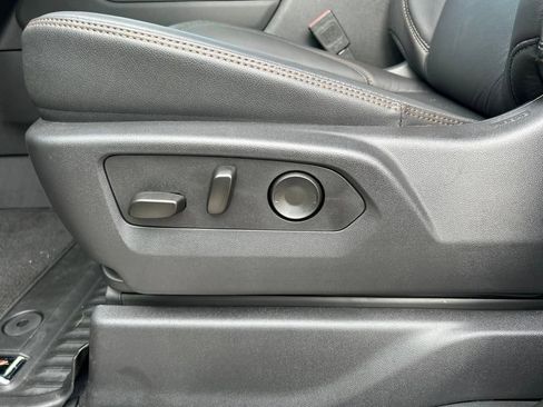 New 2025 GMC Sierra 1500 AT4 w/ AT4 Premium Package image 17