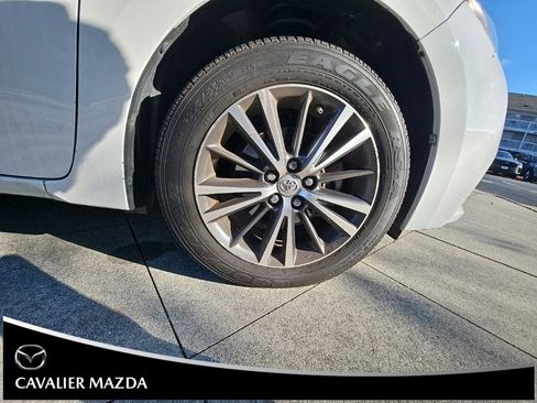 Used 2016 Toyota Corolla L image 25