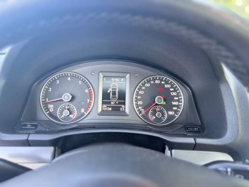 Used 2010 Volkswagen Eos Komfort FWD image 14