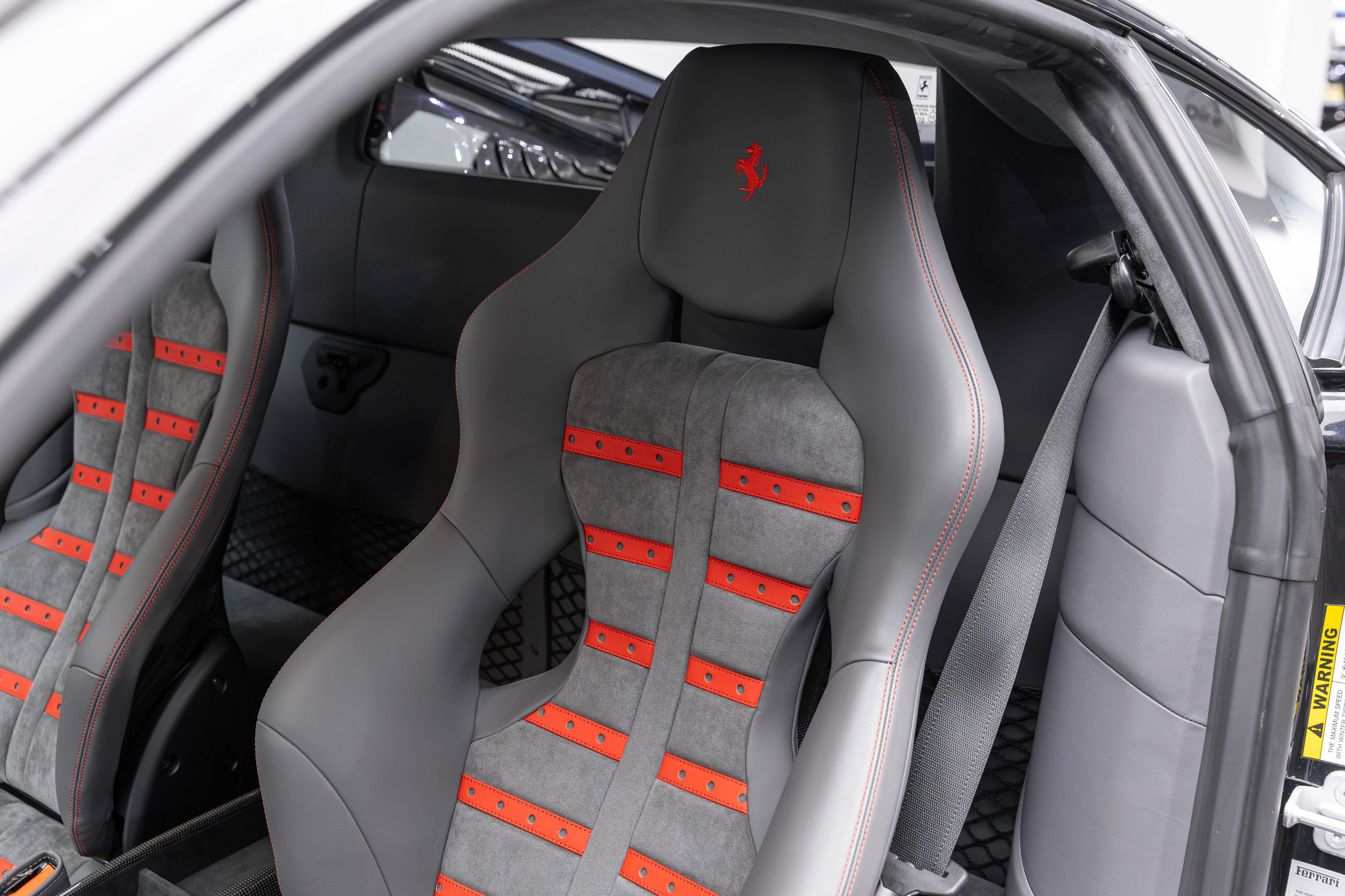 Used 2019 Ferrari 488 Pista Coupe RWD image 50