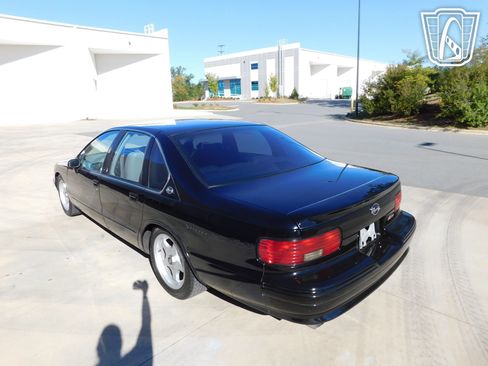 Used 1994 Chevrolet Impala SS image 21
