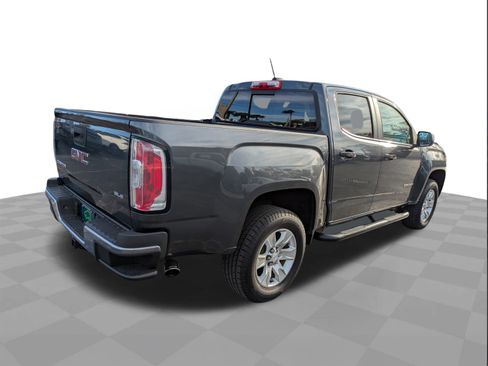 Certified 2016 GMC Canyon SLE w/ SLE Convenience Package image 4