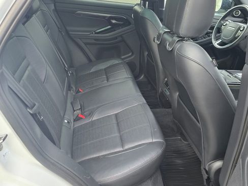 Used 2020 Land Rover Range Rover Evoque R-Dynamic SE image 12