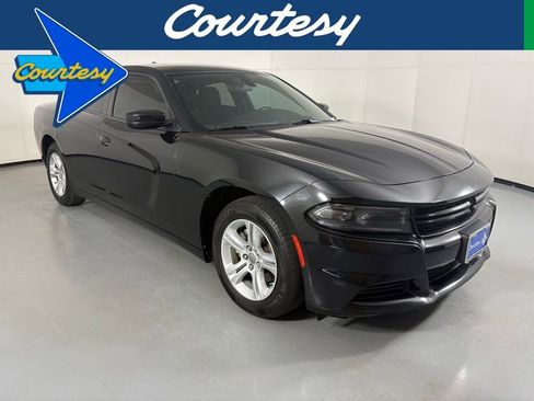 Used 2023 Dodge Charger SXT RWD image 1