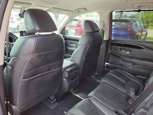 Certified 2024 Honda Pilot EX-L image 10