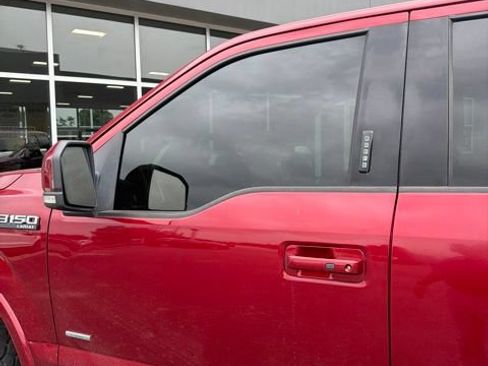 Used 2015 Ford F150 Lariat w/ Equipment Group 501A Mid AWD/4WD image 11
