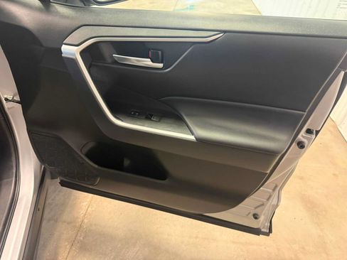 Certified 2024 Toyota RAV4 XLE AWD/4WD image 28