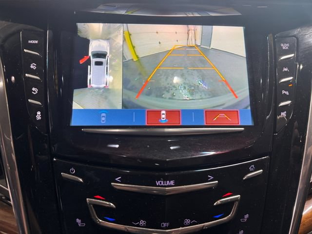 Used 2018 Cadillac Escalade ESV Luxury AWD/4WD image 17