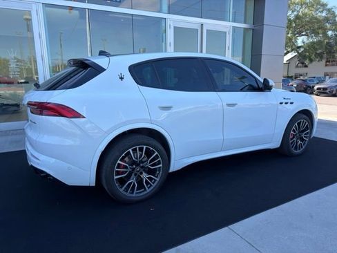 Used 2023 Maserati Grecale Modena AWD/4WD image 4