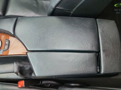 Used 2006 BMW M5 image 50