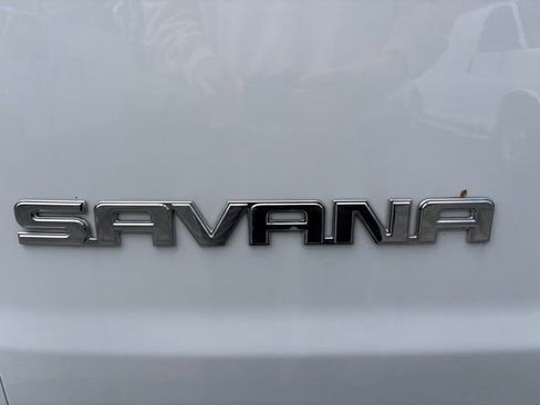 Used 2024 GMC Savana 2500 w/ Driver Convenience Package RWD image 6