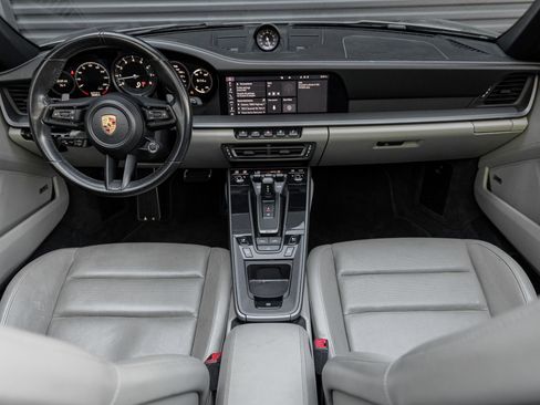 Certified 2020 Porsche 911 Carrera S RWD image 18