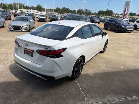 New 2025 Nissan Versa SR image 4