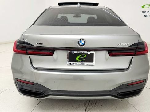 Used 2022 BMW 750i xDrive w/ M Sport Package AWD/4WD image 21