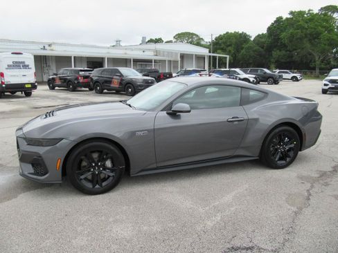 Certified 2026 Ford Mustang GT RWD image 4