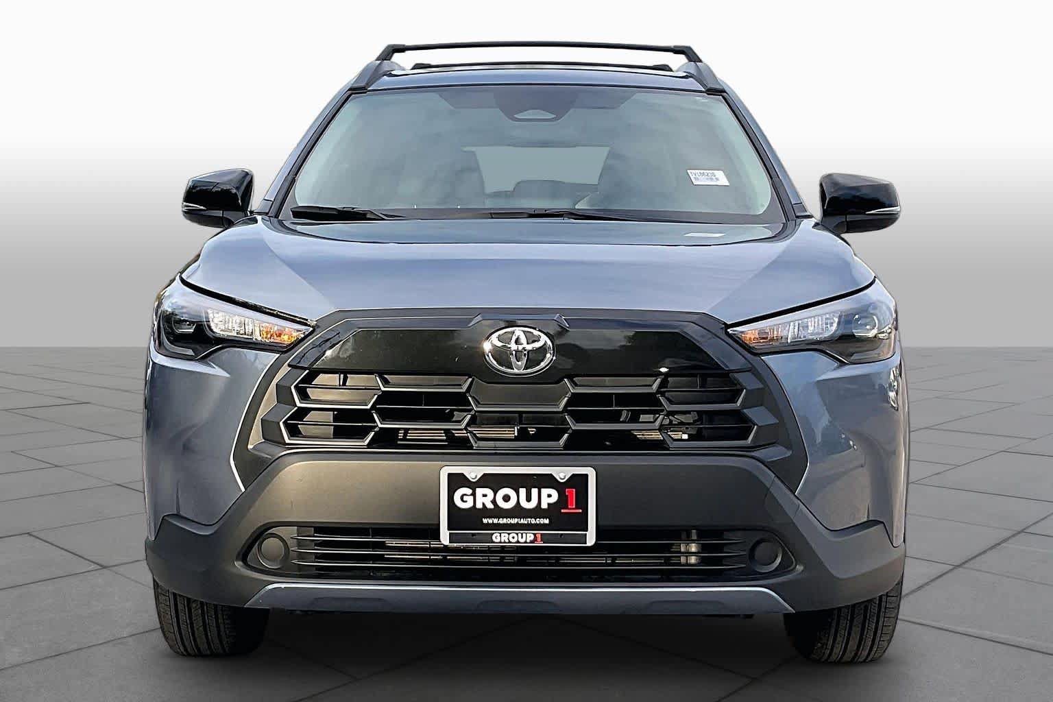 Used 2026 Toyota Corolla Cross LE FWD image 4
